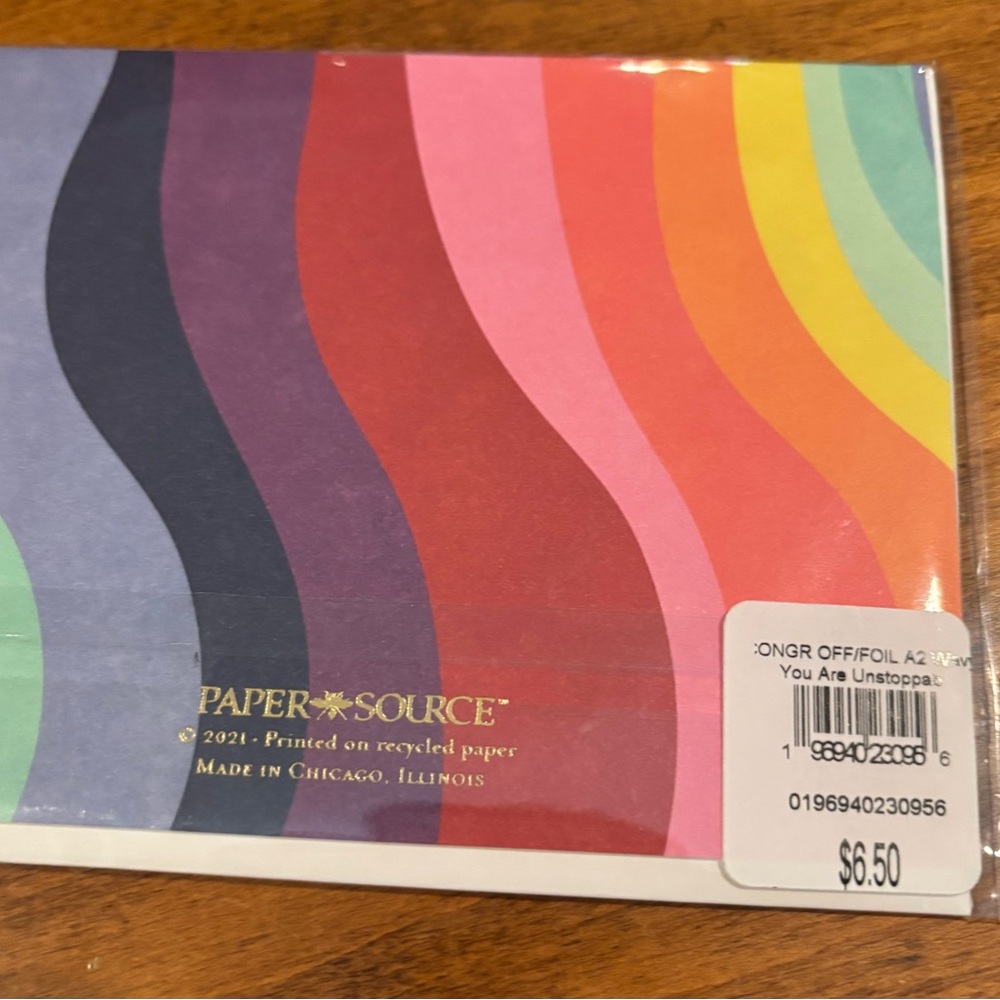 Paper Source Celebration Card and Gift Set - Picture 3 of 7